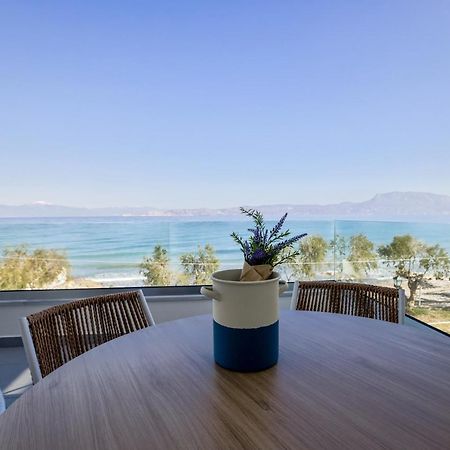 La Mer Bleue Boutique Suite Vrachati Ngoại thất bức ảnh