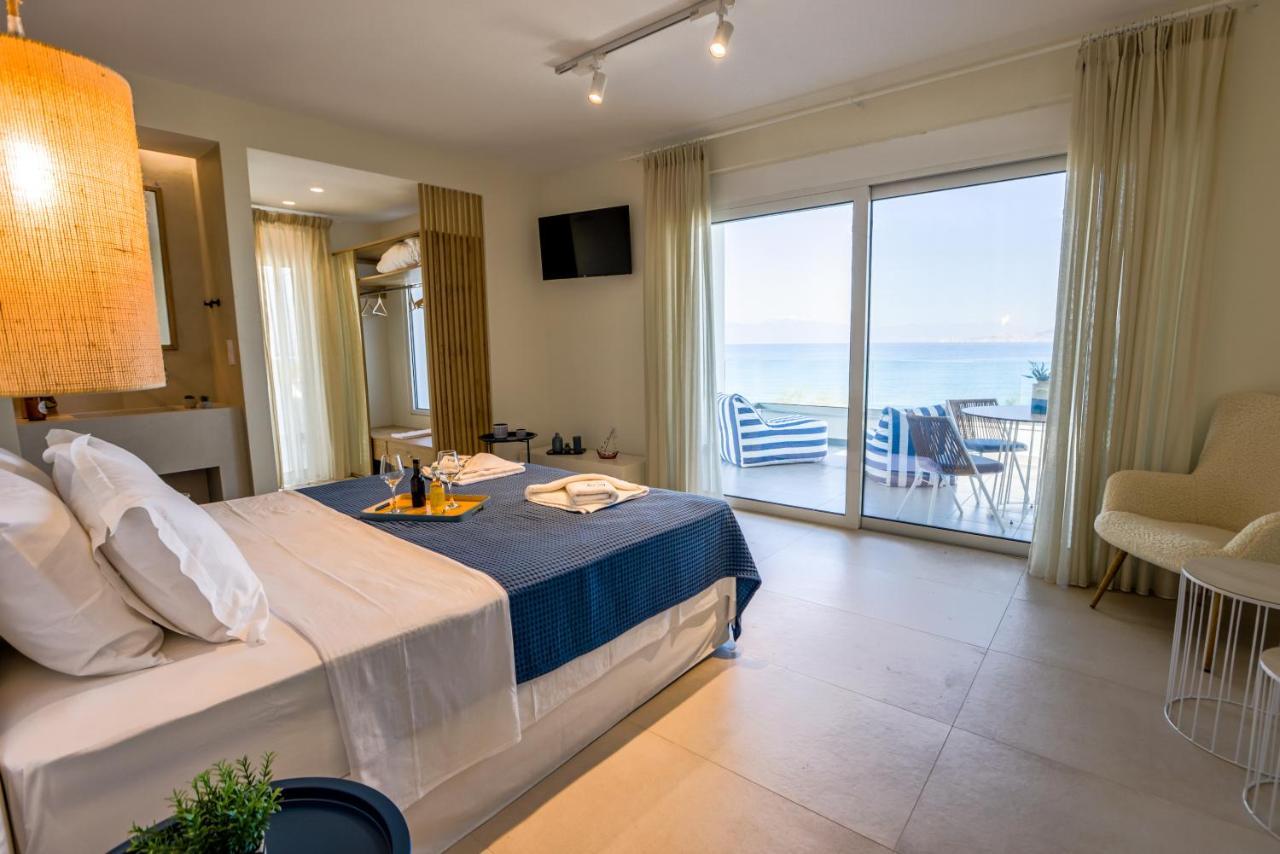 La Mer Bleue Boutique Suite Vrachati Ngoại thất bức ảnh